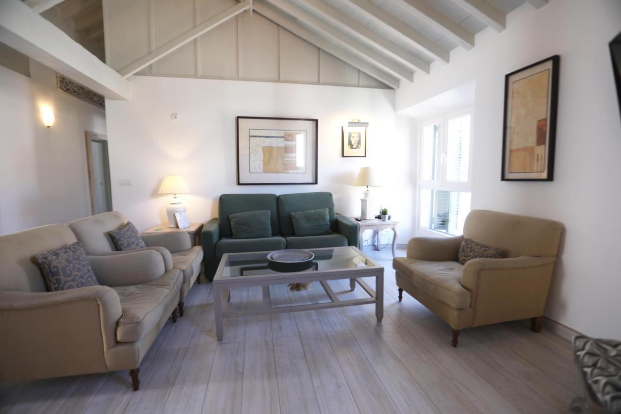 Apartamento Mar De Alboran Malaga Exterior photo