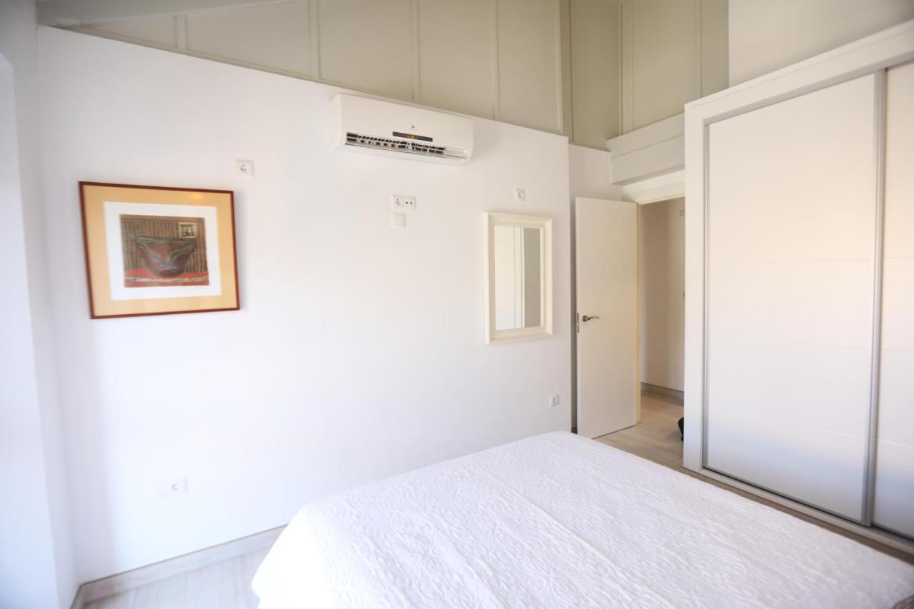 Apartamento Mar De Alboran Malaga Exterior photo